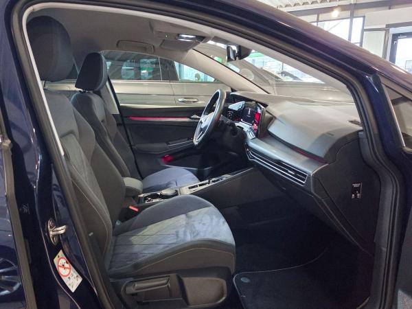 Volkswagen Golf VIII 1.4 eHybrid DSG Style Parklenkassistent