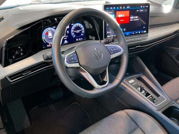 Volkswagen Golf VIII 1.5 TSI eHybrid DSG LED AppConnect