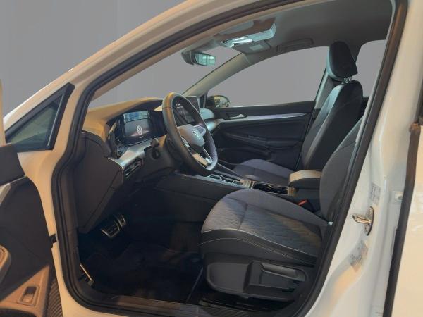 Volkswagen Golf VIII 1.5 TSI eHybrid Goal AppConnect Einparkhilfe