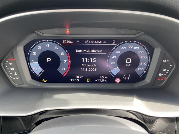 Audi Q3 40 TFSI quattro s tronic S line LED AHK RFK ACC
