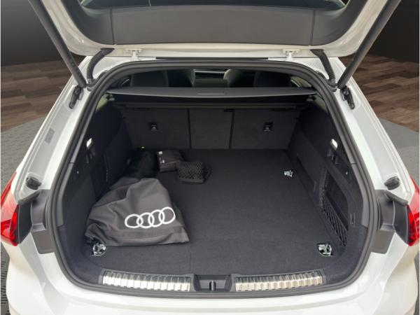 Audi A5 Avant e-hybrid quattro 270 kW S tronic / Tech pro / HUD / AHK / PANO / B & O / MEMORY