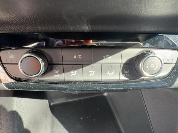 Opel Corsa F 1.2 Turbo Edition LED+SHZ+PDC+Facelift