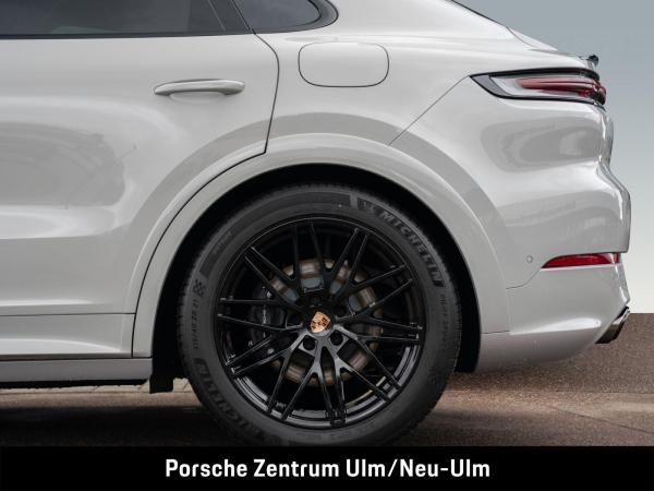 Porsche Cayenne E-Hybrid Coupé Black Edition kreide, SportDesign-Paket, AHK, 21-Räder, InnoDrive, Sitzbelüftung