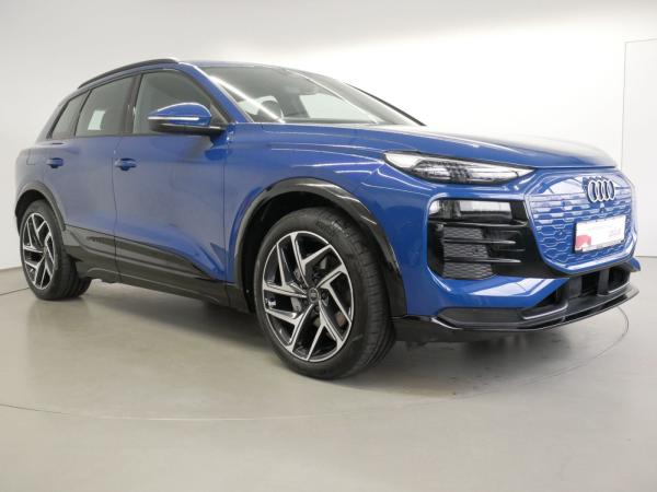Audi Q6 e-tron quattro MATRIX AHK PANO HEAD-UP