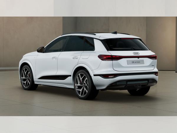 Audi Q6 e-tron quattro S line MATRIX AHK PANO