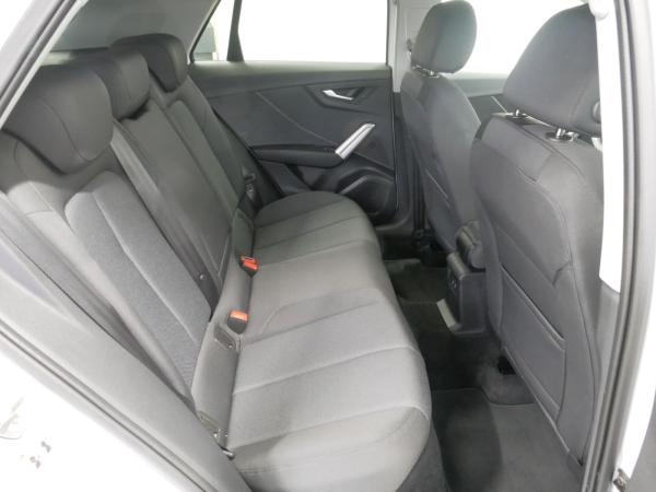 Audi Q2 35 TFSI S tro. advanced LED AHK virt. Cock.