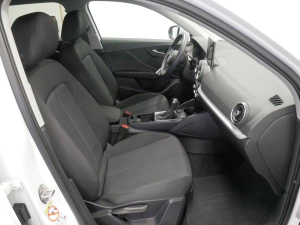 Audi Q2 35 TFSI S tro. advanced LED AHK virt. Cock.