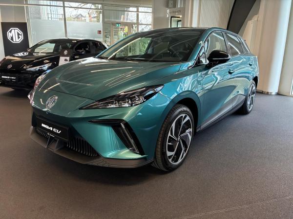 MG MG4 64kWh Premium