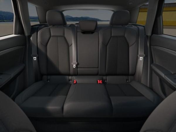 Audi Q6 e-tron quattro S line business