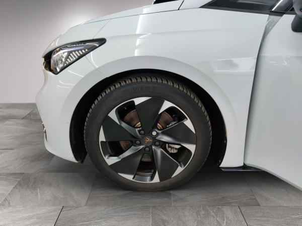 Cupra Born eBoost 77kWh/LED/ACC/Navi/Sitzhz/Wärmepumpe