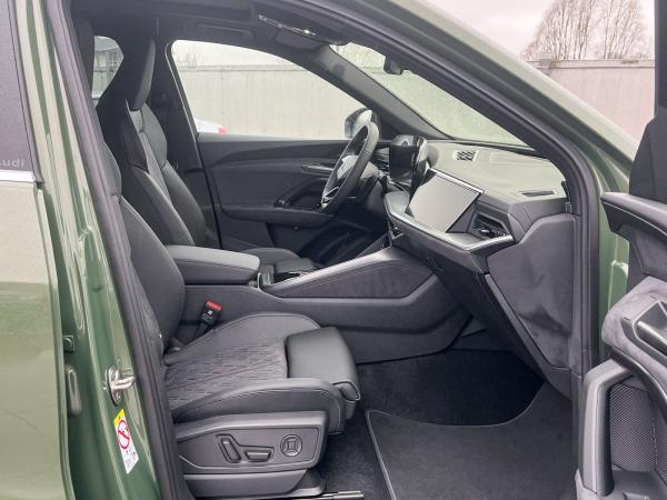 Audi Q5 TDI quattro S tronic S line Pano AHK Audi Q5 TDI quattro S tronic S line Pano AHK