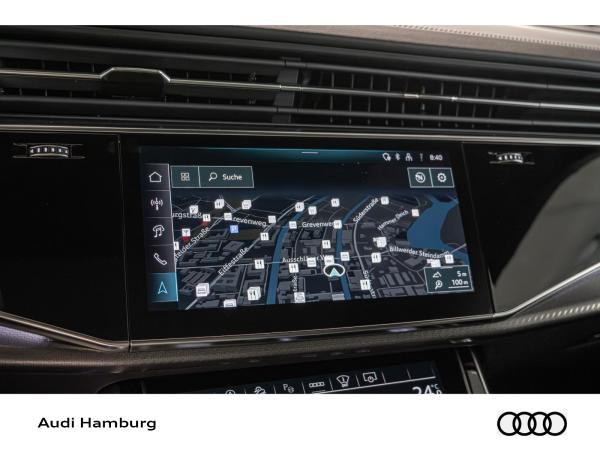 Audi RS Q8 SUV tiptronic