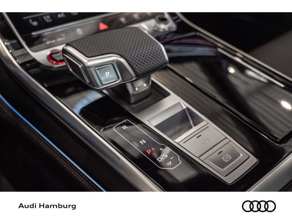 Audi RS Q8 SUV performance tiptro nic