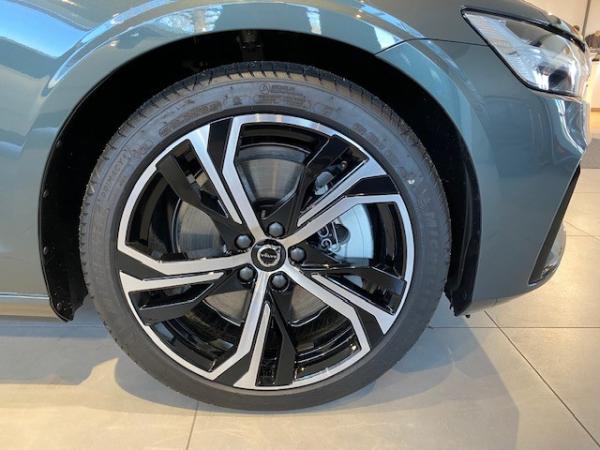 Volvo V60 T6 AWD Plus Dark