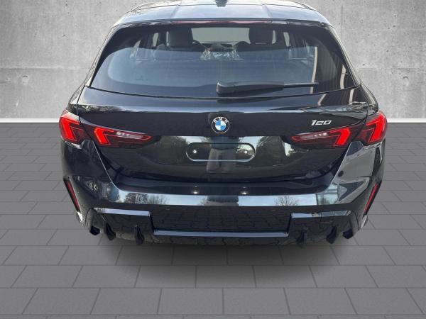 BMW 120 i M-Sport Design opt. Versicherung / Navi / LED / Klimaautomatik