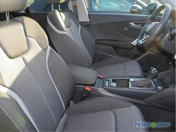 Audi Q2 35 TDI LED/Navi/AHK/R-Kamera/Sportsitze/18