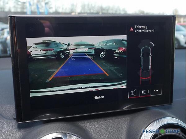 Audi Q2 35 TDI LED/Navi/AHK/R-Kamera/Sportsitze/18