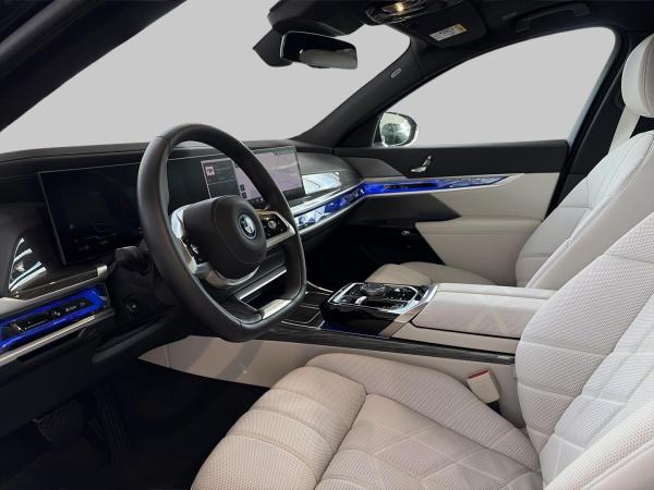 BMW i7 xDrive60 inkl. Winterräder  Sky Lou. Connoisseur HUD Iconic Glow