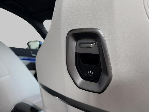 BMW i7 xDrive60 inkl. Winterräder  Sky Lou. Connoisseur HUD Iconic Glow