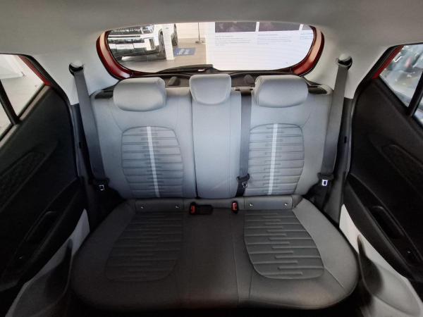 Hyundai i10 FL (MY25) 1.2 Benzin 5-MT Prime