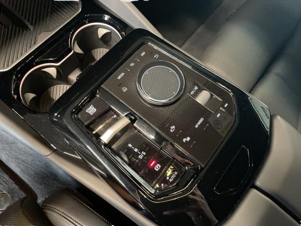 BMW 520 d xDrive Touring M Sport AHK / Standheizung