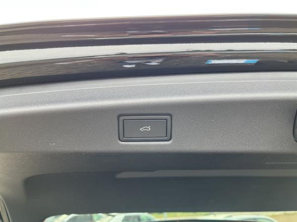 Volkswagen ID.7 Tourer *Pro* 77 kWh AHK 360° Kamera Navi ACC