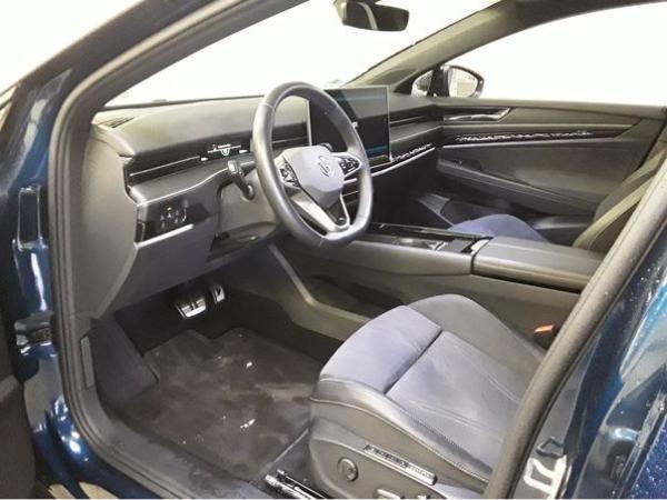 Volkswagen ID.7 PRO NP.70T ACC.5J-G.WÄRMEPUMPE.AHK.AREA-VIEW.NAVI.LED.HUD.LKRD-HZG