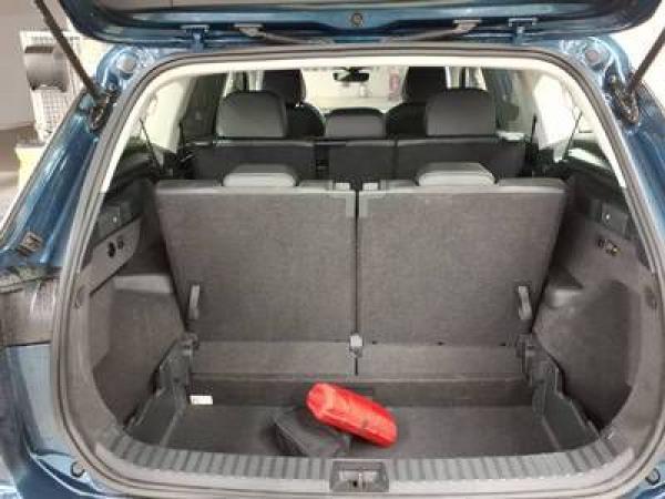 Volkswagen Tayron LIFE 2.0TDI 4M NP.63T NAVI.AHK.AREA-VIEW.7S.IQ-LIGHT