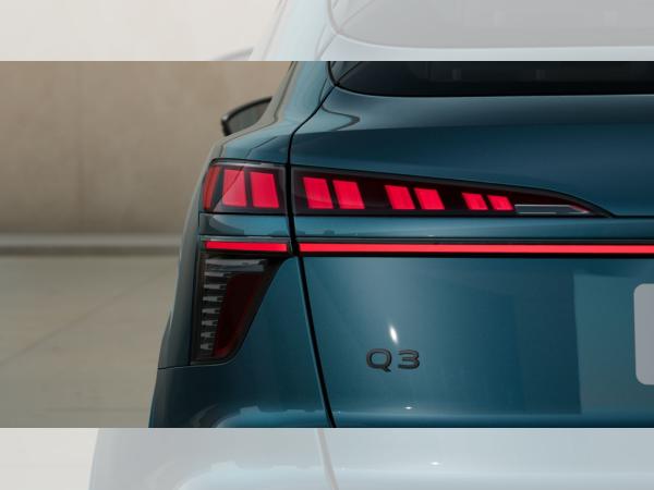 Audi Q3 Sportback TFSI S tronic KOMM AAXC05 LM