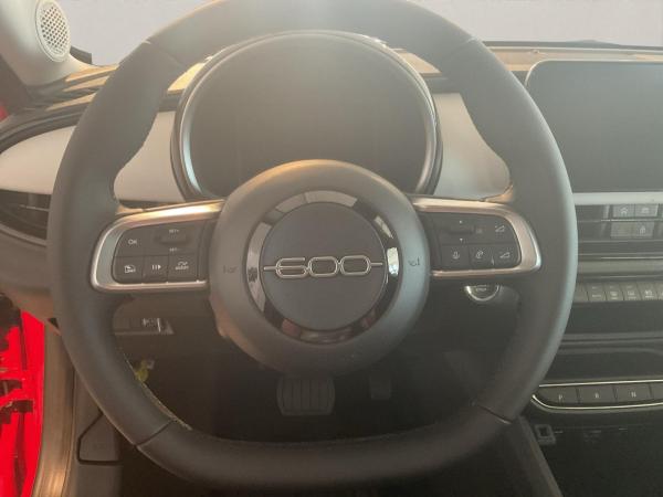 Fiat 600 Hybrid 🔥sofort verfügbar🔥Business Edt. Autom. Navi Sitzheizung Allwetterreifen 🔥