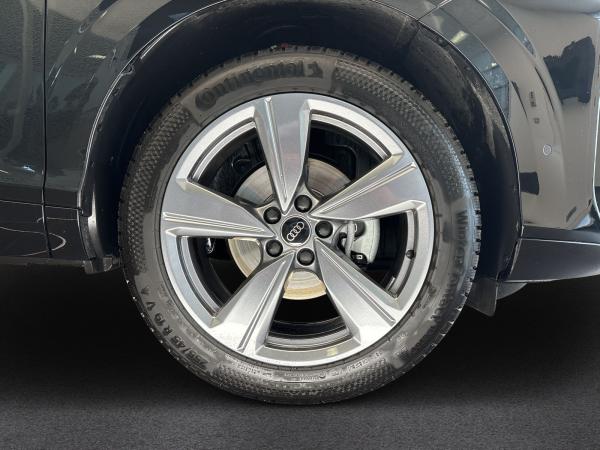 Audi Q3 TFSI 110 kW S tronic  Vorführwagen*