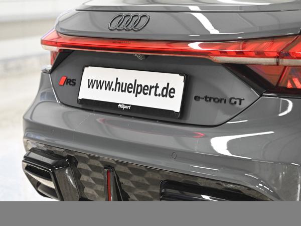 Audi e-tron GT RS quattro