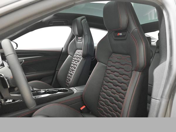 Audi e-tron GT RS quattro