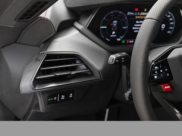 Audi e-tron GT RS quattro