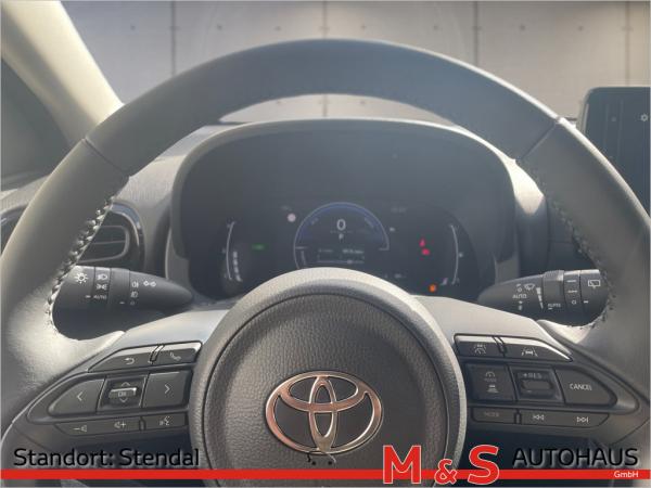 Toyota Yaris 1.5 Hybrid Teamplayer + Comfort Paket