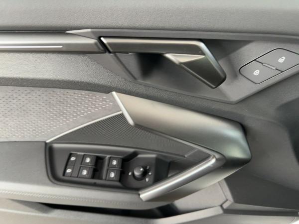 Audi RS3 Sportback S tronic AKTIONSPREIS