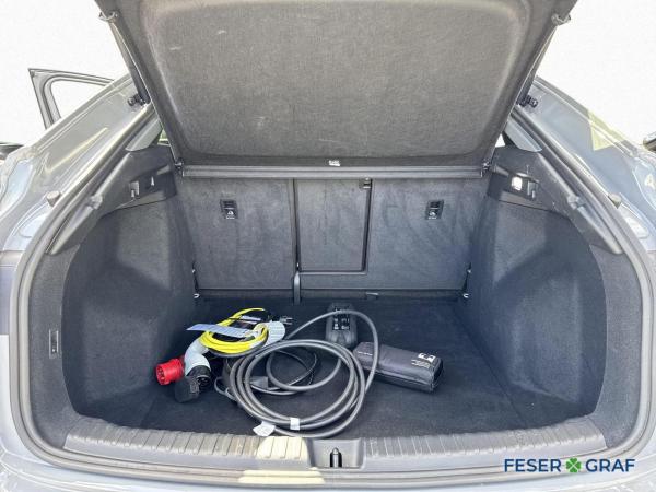 Audi Q4 e-tron Q4 Sportback 45 e-tron AHK MATRIX HUD ACC