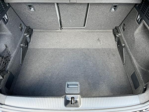 Audi Q2 advanced 35TDI S-tronic / MMI-Navi+, LED, RFK