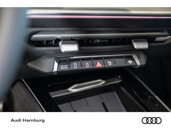 Audi Q3 SUV TFSI quattro S tronic ***