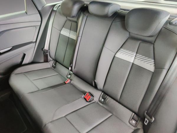 Audi Q4 e-tron 40 Standklima/Sportsitze/WäPu/06.30Garantie