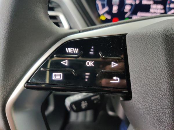 Audi Q4 e-tron 40 Standklima/Sportsitze/WäPu/06.30Garantie