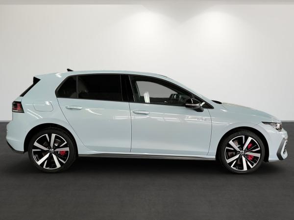 Volkswagen Golf GTE 1,5 l eHybrid PANO AHK Technikpaket Park&ComfortPRO
