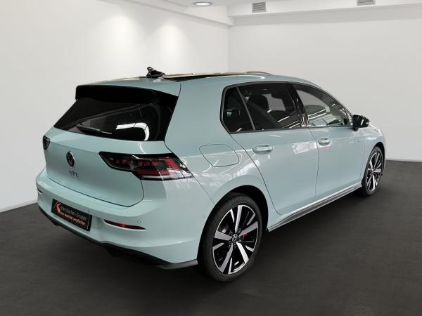 Volkswagen Golf GTE 1,5 l eHybrid PANO AHK Technikpaket Park&ComfortPRO