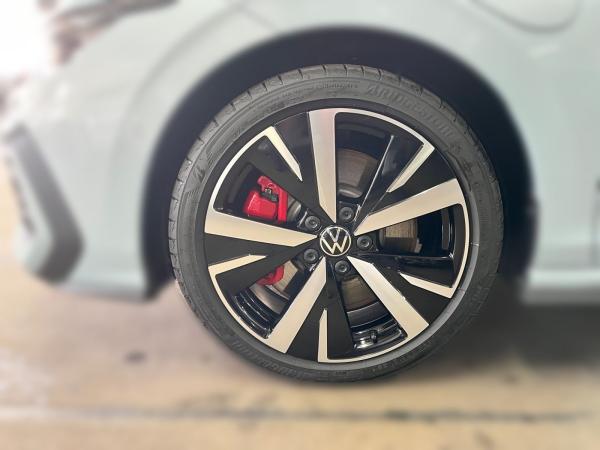 Volkswagen Golf GTE 1,5 l eHybrid PANO AHK Technikpaket Park&ComfortPRO