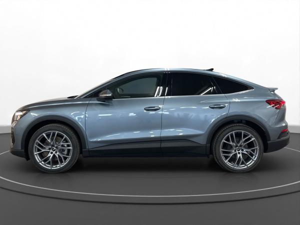Audi Q4 e-tron Sportback 45 AHK LED LM 21" Navi RFK ACC Wärmepumpe