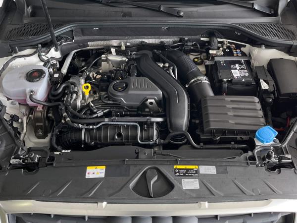 Audi Q2 35 TFSI S tronic LED DAB CarPlay Einparkhilfe