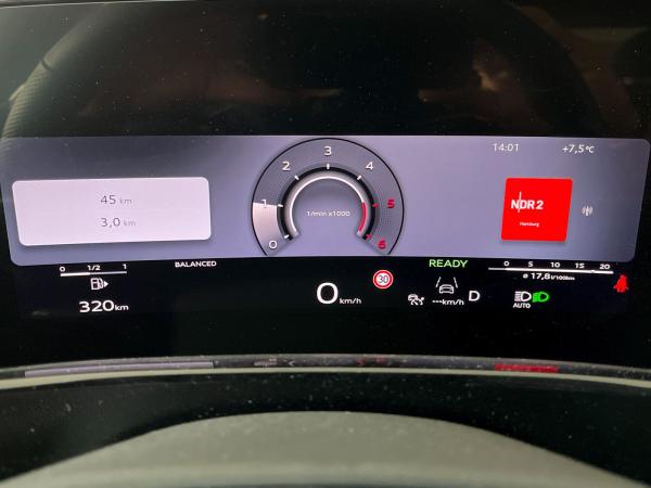 Audi Q3 2.0 TDI S tronic S line Navi LED-Plus Keyless