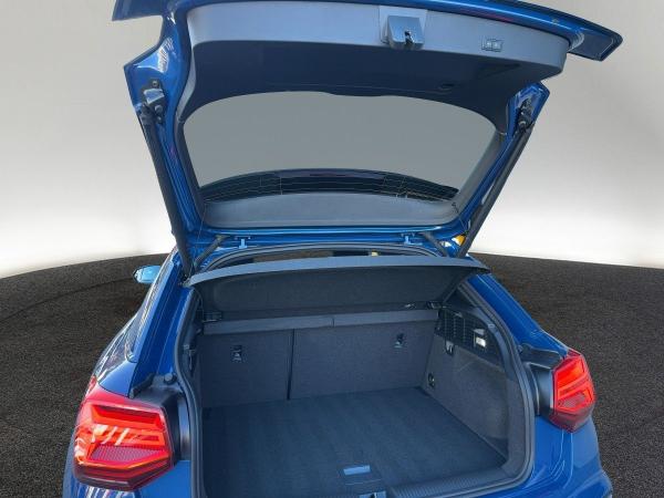 Audi Q2 35 TFSI S tronic 2xS line Matrix Kamera Sound