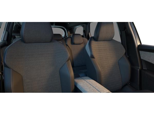 Peugeot 5008 Allure Business HYBRID 145 DSC6