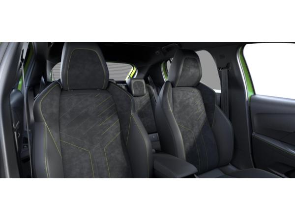 Peugeot 208 GT HYBRID 145 DSC6